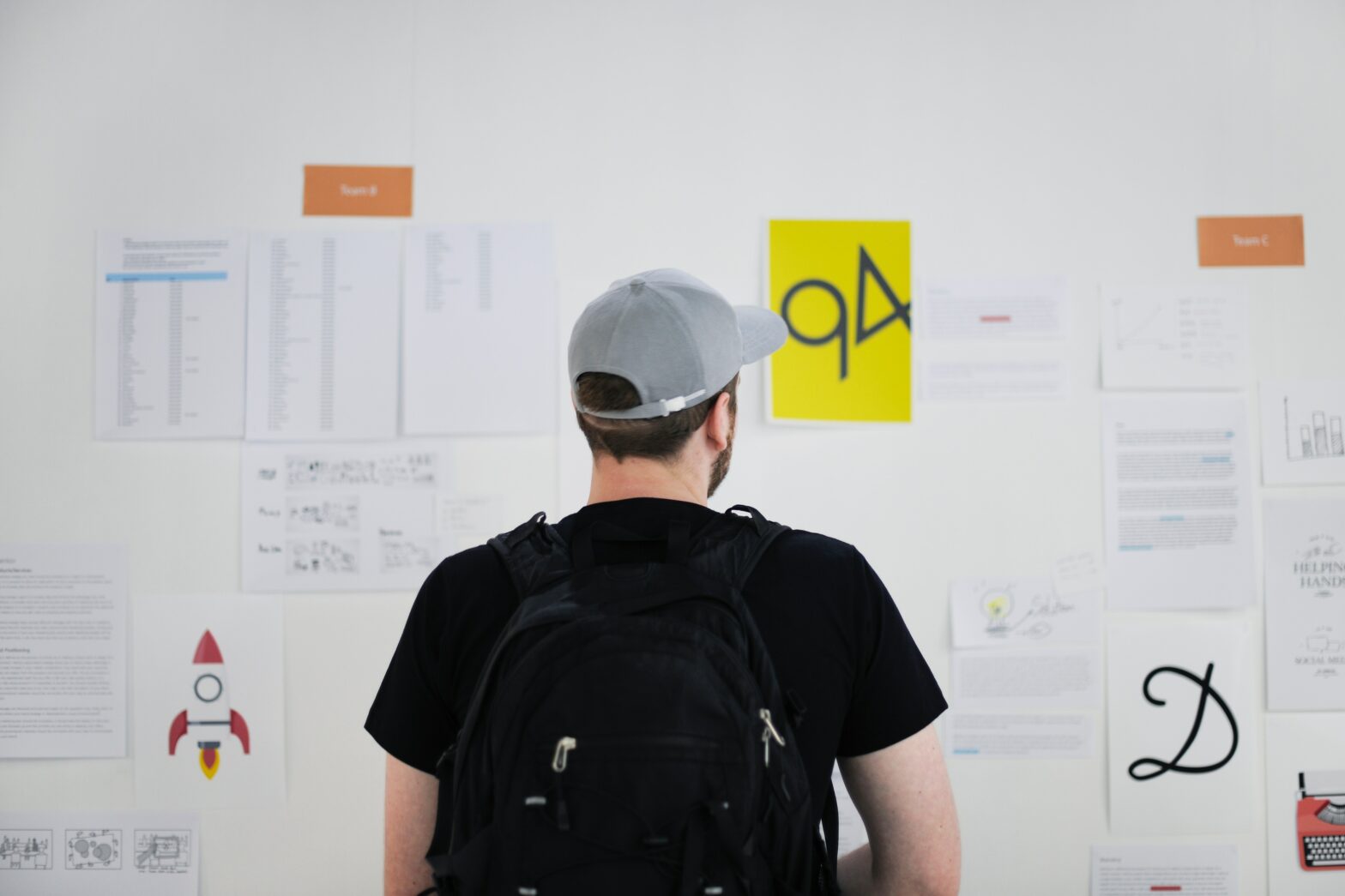 How to Identify the Right Design Agency for your Startup?